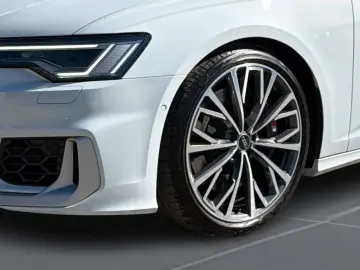 AUDI S6 Avant TDI quattro 21  B&O Luft PANO