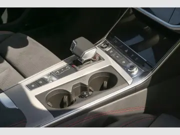 AUDI A6 Limousine 55 TFSI e quattro S line B&O HD Mat