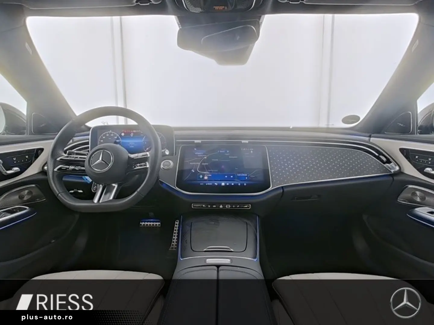 MERCEDES-BENZ E 220 d AMG Sport Distr Pano Sitzkl St&hellip;