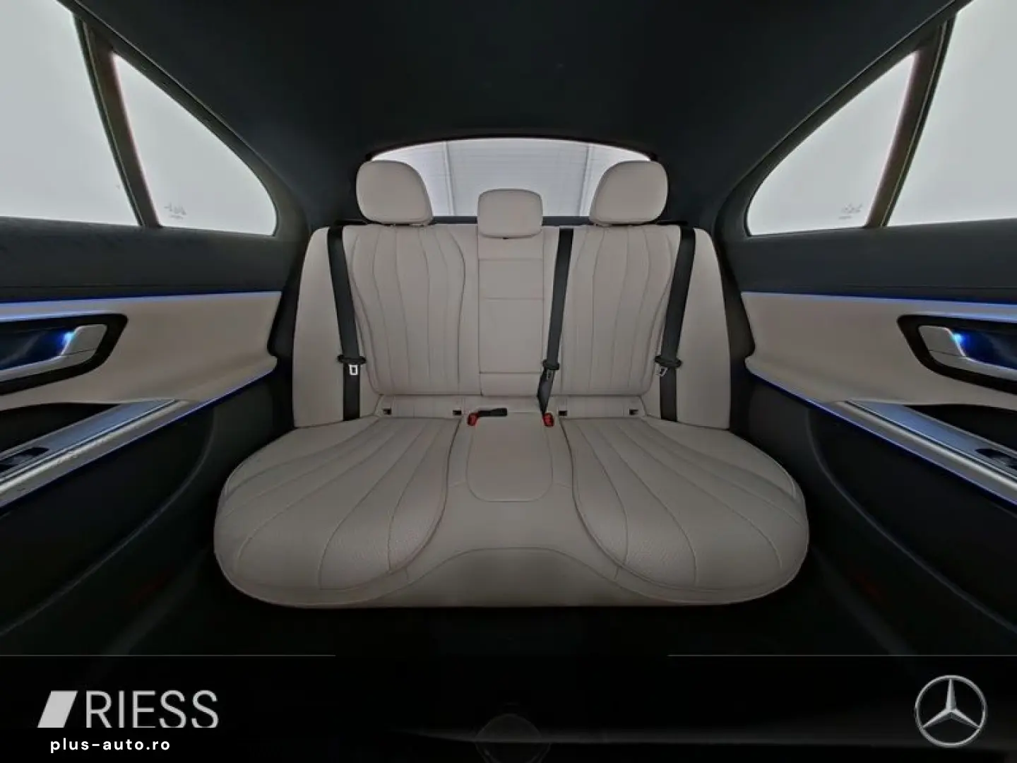 MERCEDES-BENZ E 220 d AMG Sport Distr Pano Sitzkl St&hellip;