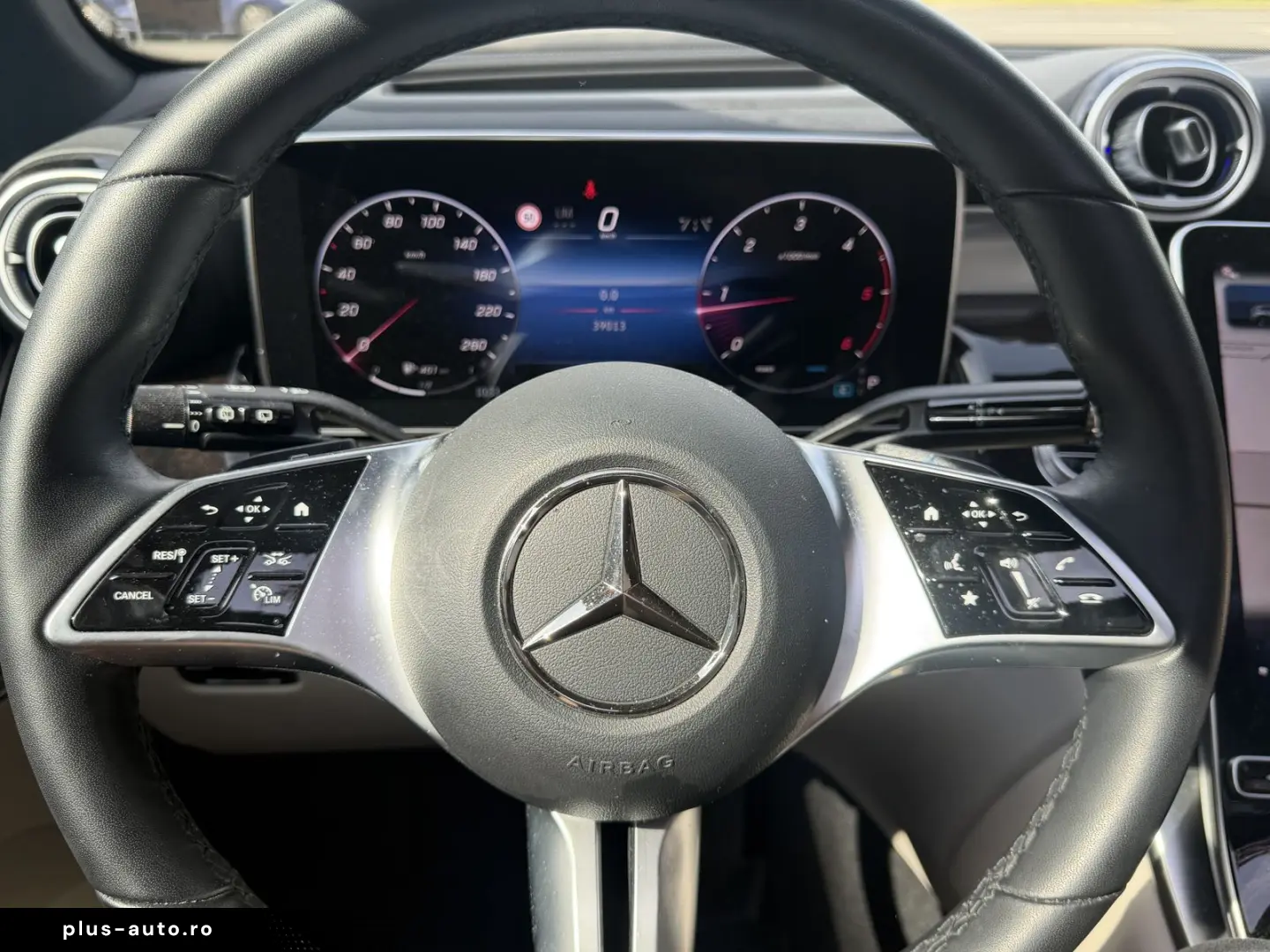 MERCEDES-BENZ GLC 2023 — imagine 15