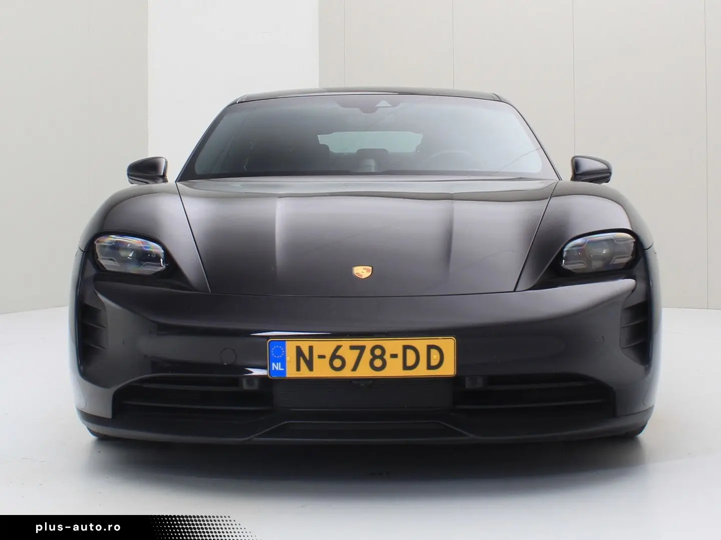 PORSCHE Taycan 4S Performance Plus 84kWh 563PK [ PANO CH