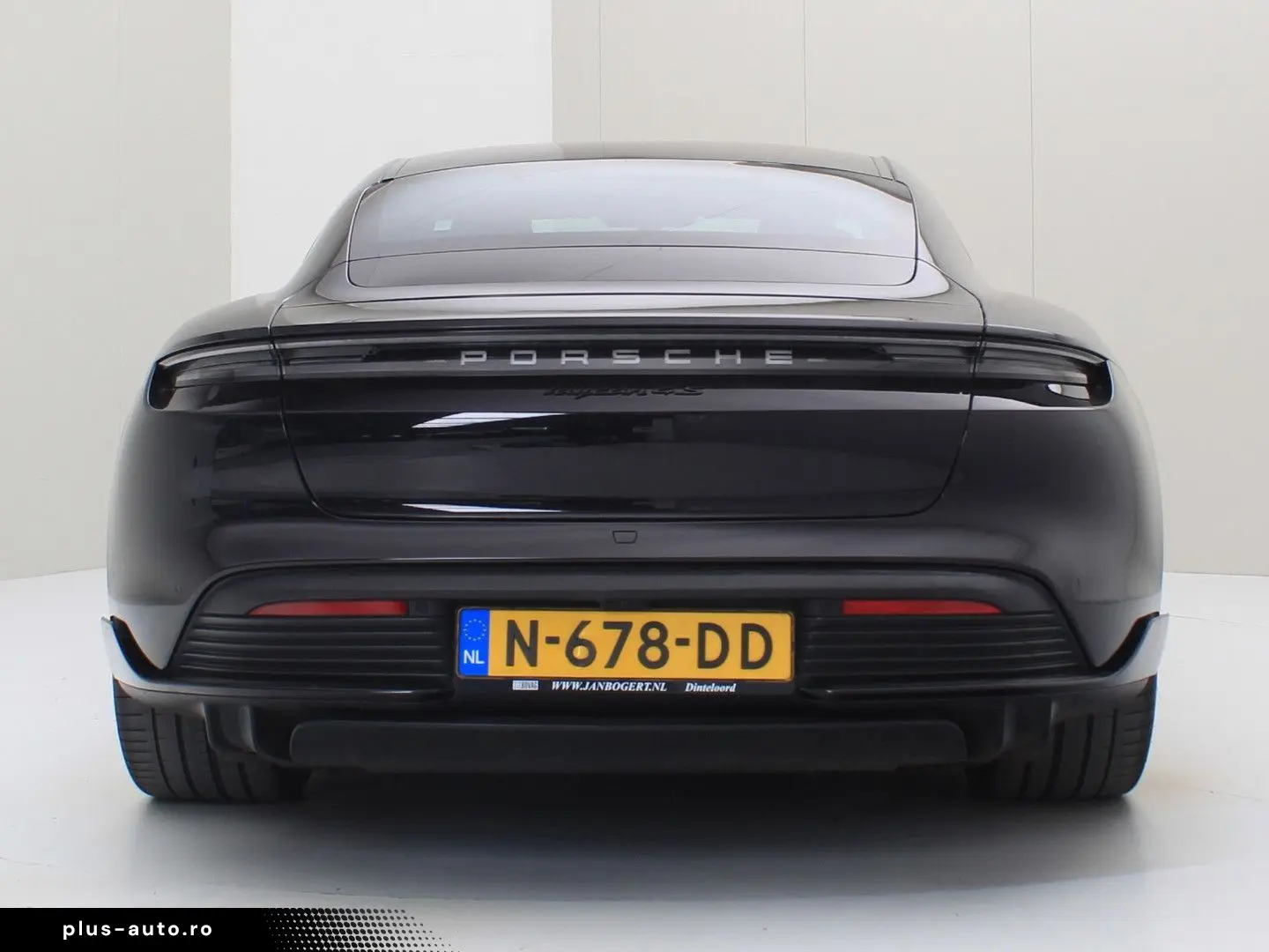 PORSCHE Taycan 4S Performance Plus 84kWh 563PK [ PANO CH
