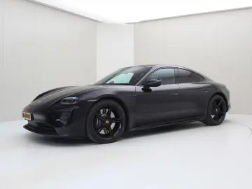 PORSCHE Taycan 4S Performance Plus 84kWh 563PK [ PANO CH