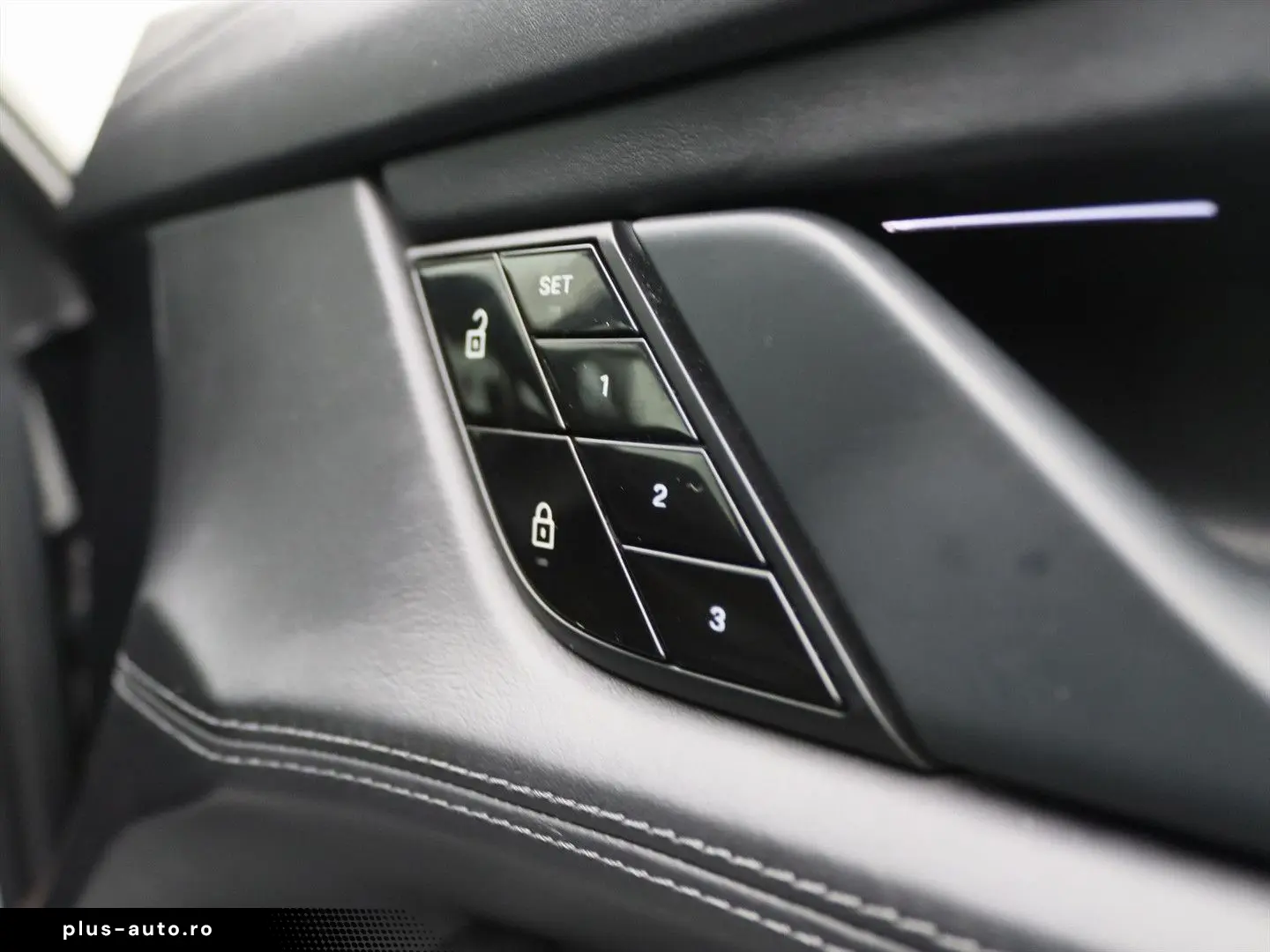 PORSCHE Taycan 4S Performance Plus 84kWh 563PK [ PANO CH