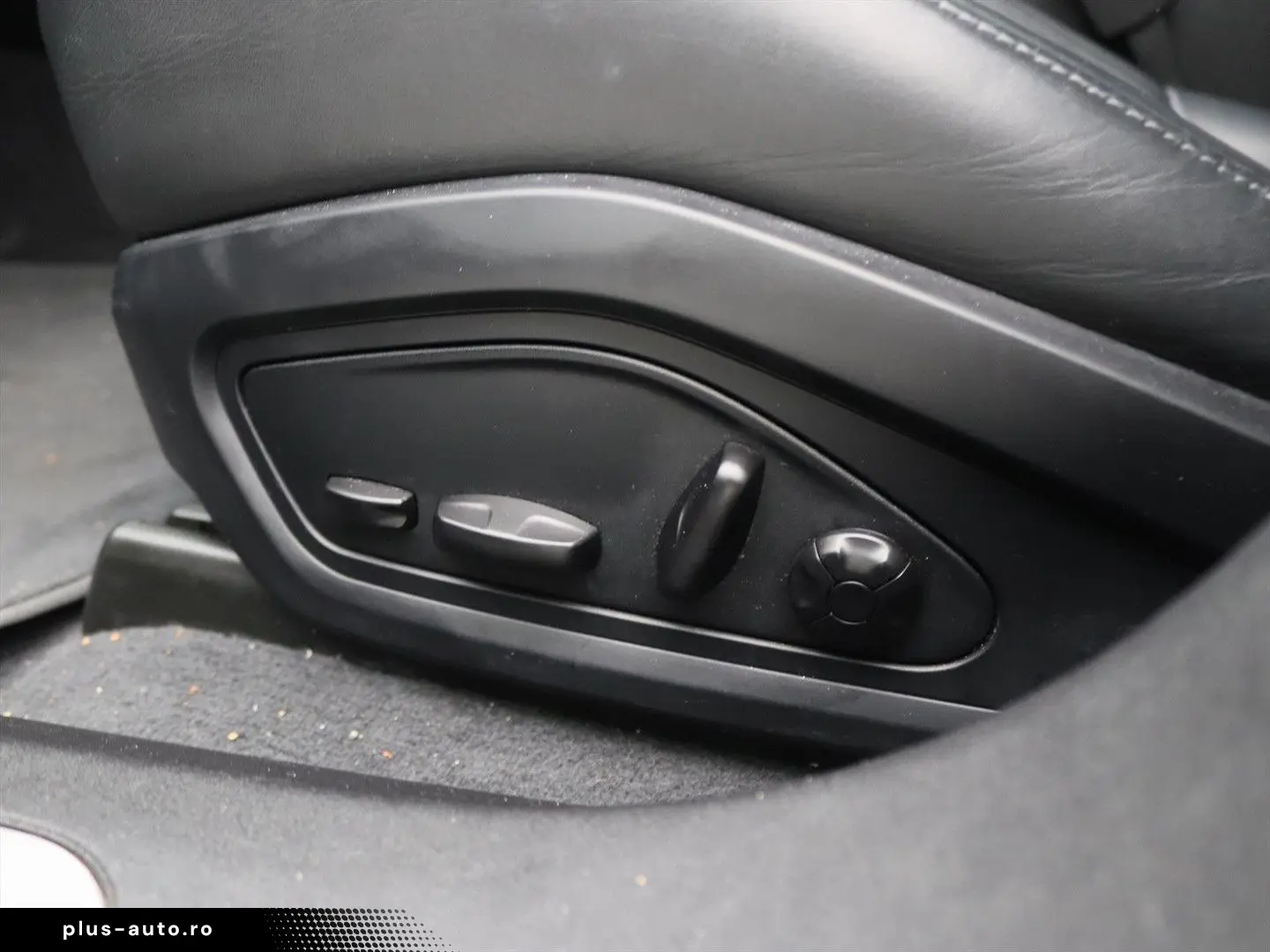 PORSCHE Taycan 4S Performance Plus 84kWh 563PK [ PANO CH