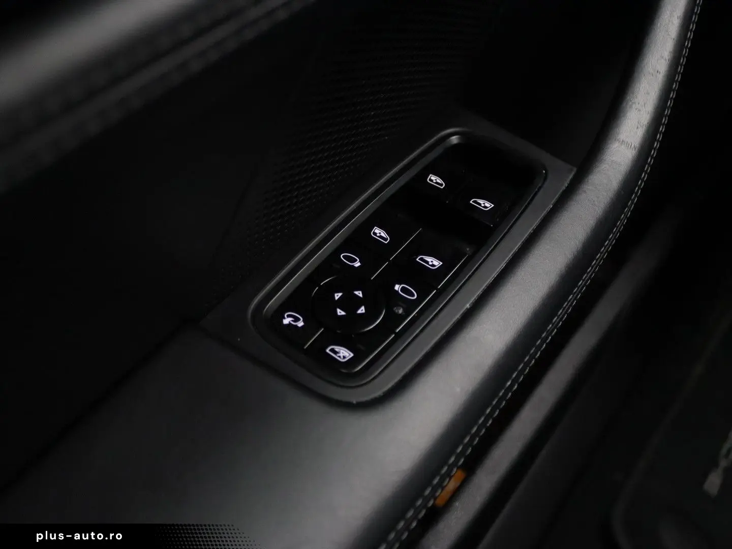 PORSCHE Taycan 4S Performance Plus 84kWh 563PK [ PANO CH
