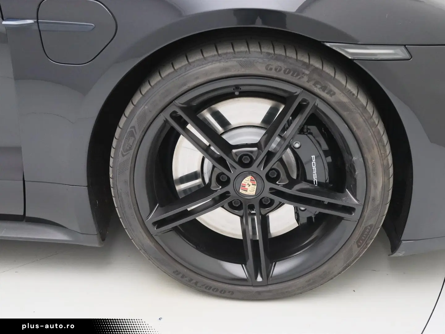 PORSCHE Taycan 4S Performance Plus 84kWh 563PK [ PANO CH