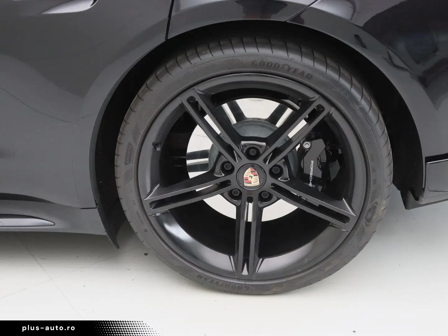 PORSCHE Taycan 4S Performance Plus 84kWh 563PK [ PANO CH