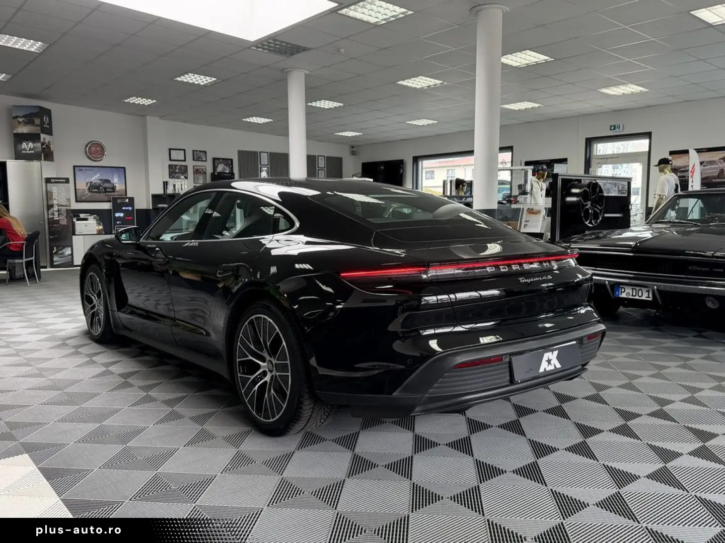 PORSCHE Taycan 2022 — imagine 6