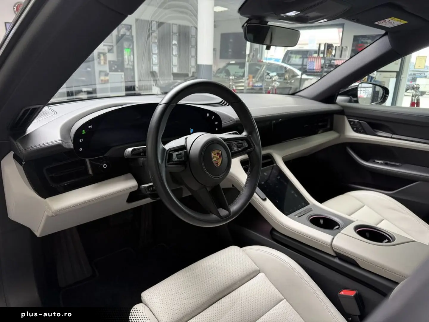 PORSCHE Taycan 2022 — imagine 2