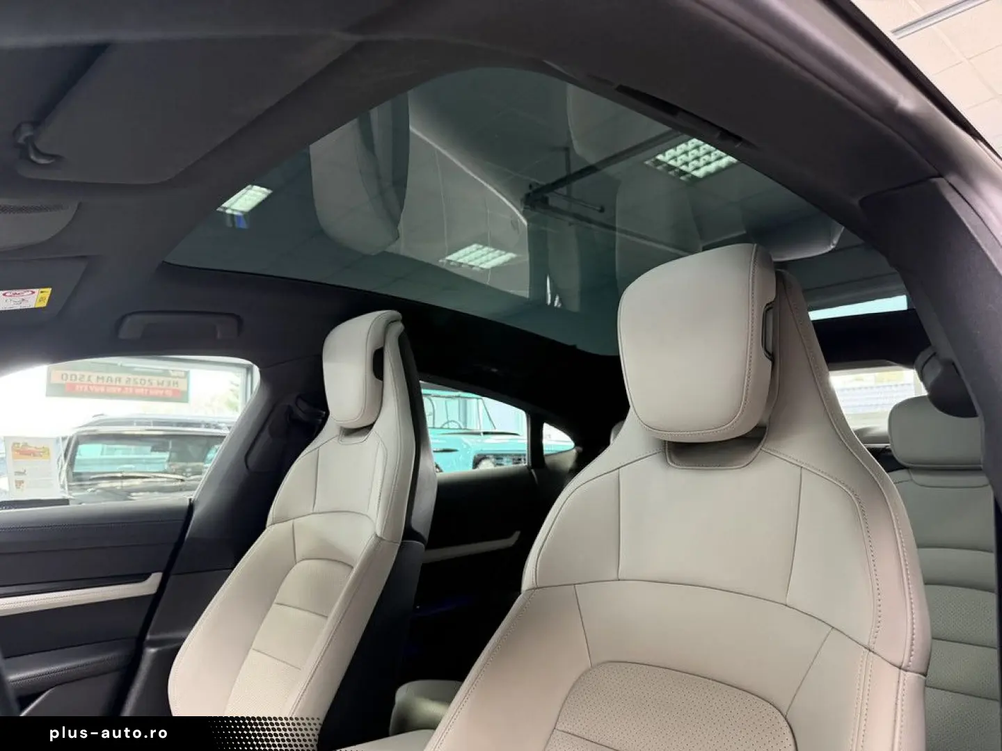 PORSCHE Taycan 2022 — imagine 29