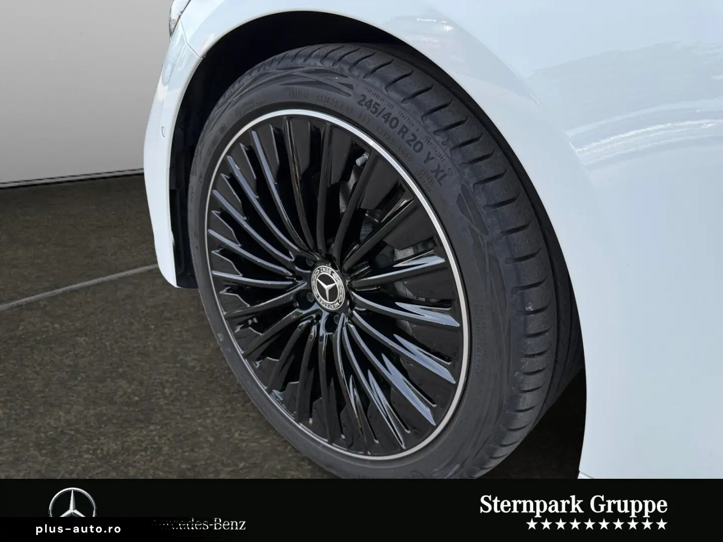 MERCEDES-BENZ E 220 d AMG Distro Pano Night SUPER 36&hellip;