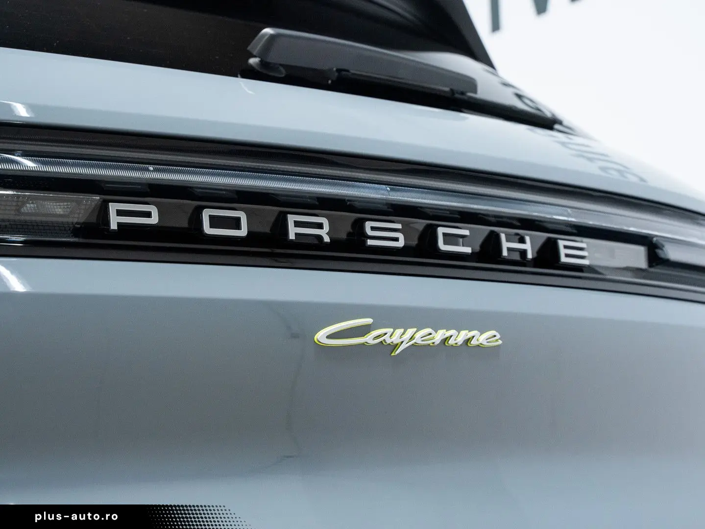 PORSCHE Cayenne E-Hybrid