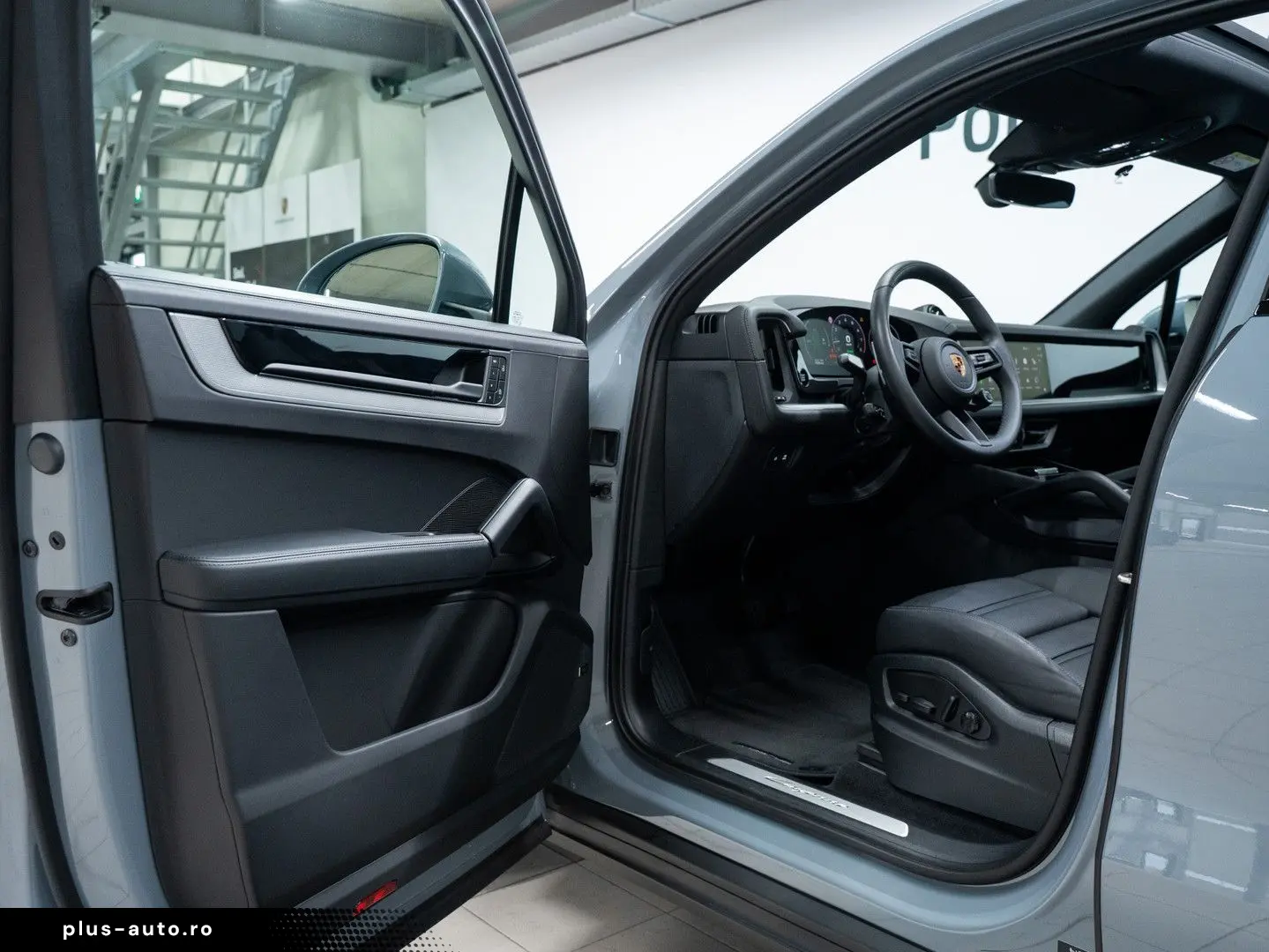 PORSCHE Cayenne E-Hybrid