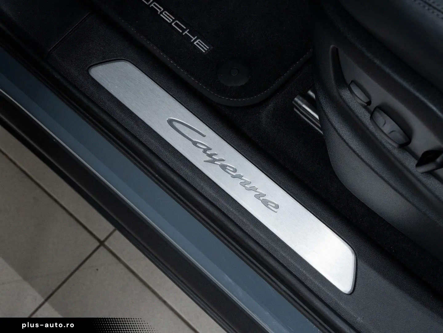 PORSCHE Cayenne E-Hybrid