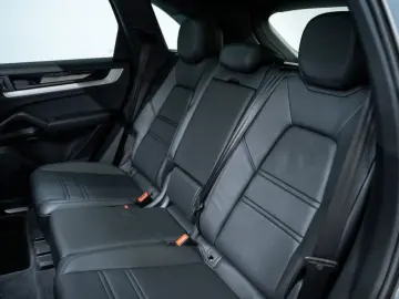 PORSCHE Cayenne E-Hybrid