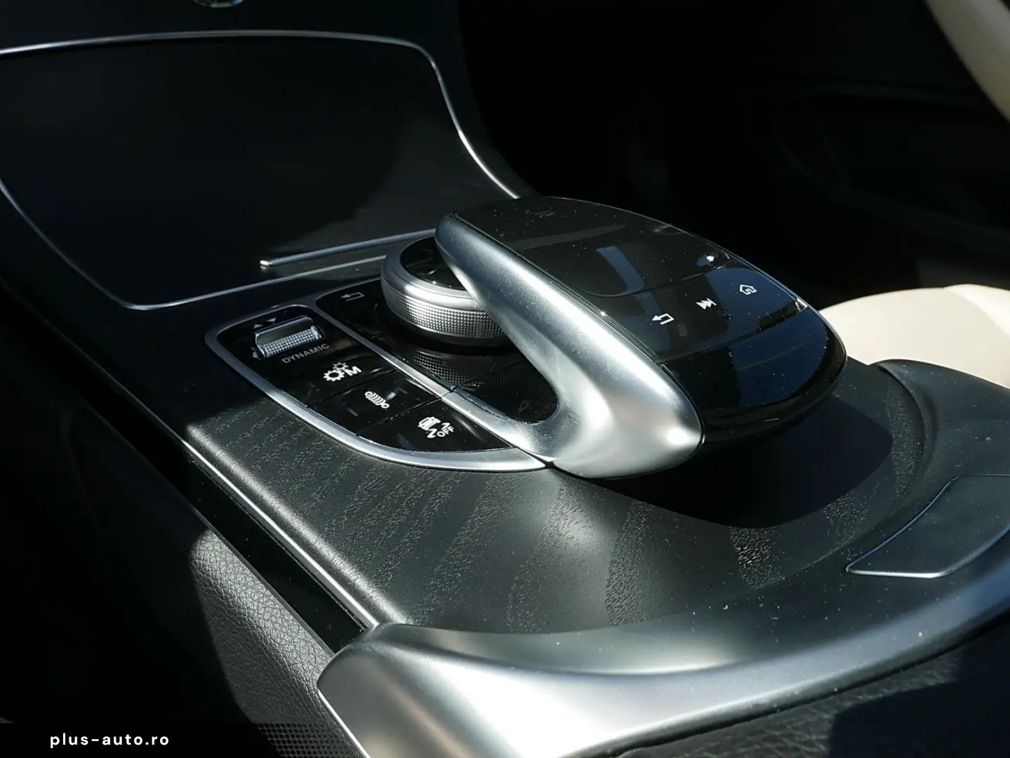 MERCEDES-BENZ C 43 AMG 4M Coupé DIST MEMORY PANO SIT&hellip;