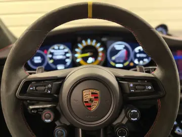 PORSCHE 992 911 GT3 RS Clubsport Lift Carbon Manthey PPF