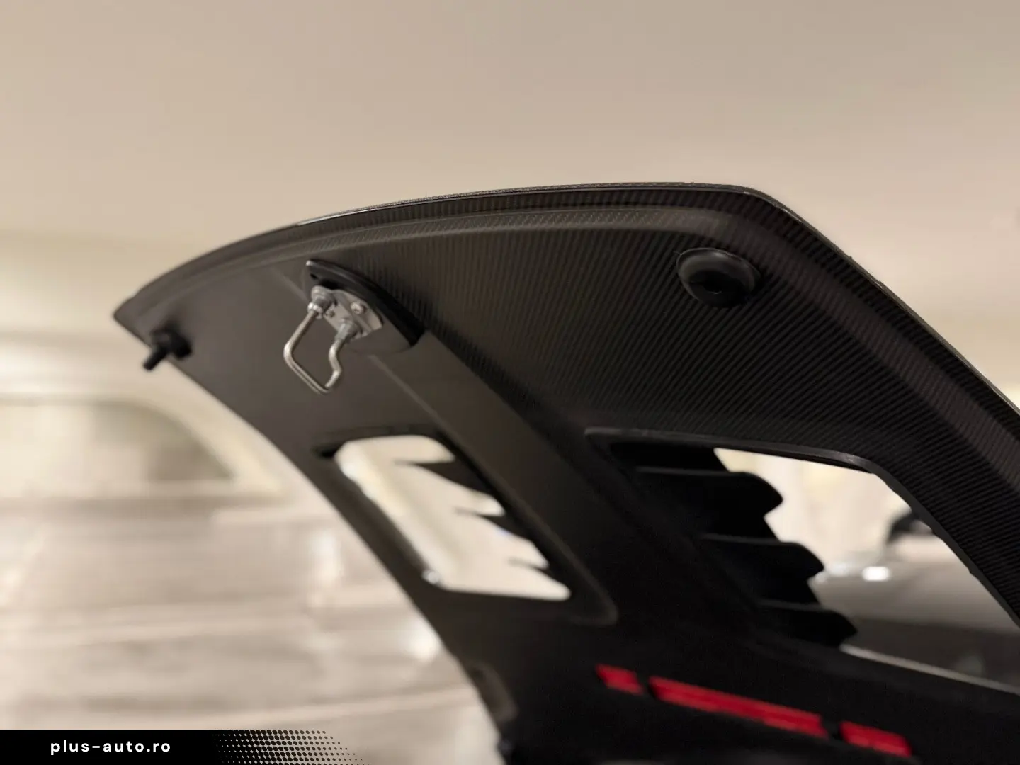 PORSCHE 992 911 GT3 RS Clubsport Lift Carbon Manthey PPF
