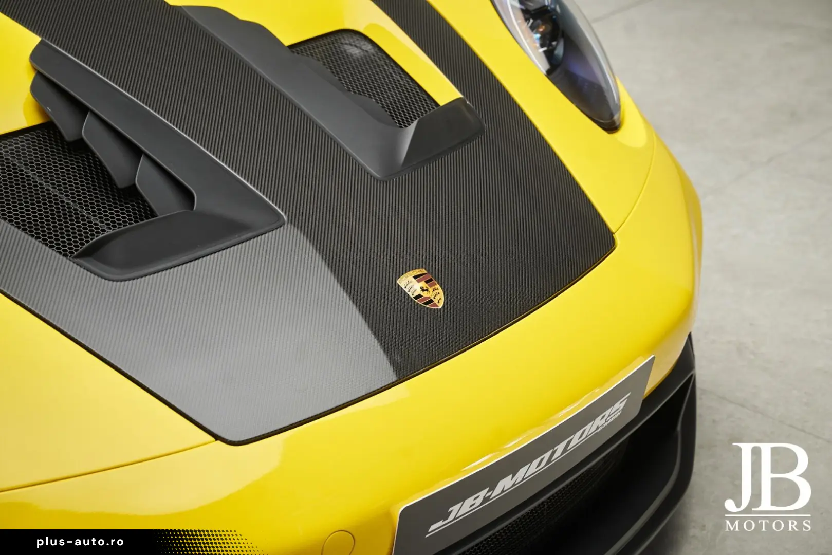 PORSCHE 992 GT3 RS Weissach 18-Wege PCCB Lift BOSE PTS