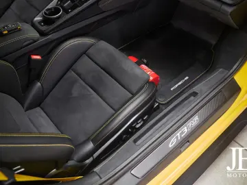 PORSCHE 992 GT3 RS Weissach 18-Wege PCCB Lift BOSE PTS
