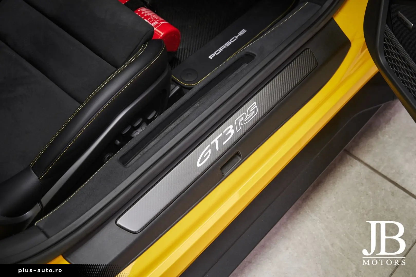 PORSCHE 992 GT3 RS Weissach 18-Wege PCCB Lift BOSE PTS