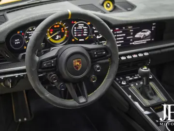 PORSCHE 992 GT3 RS Weissach 18-Wege PCCB Lift BOSE PTS