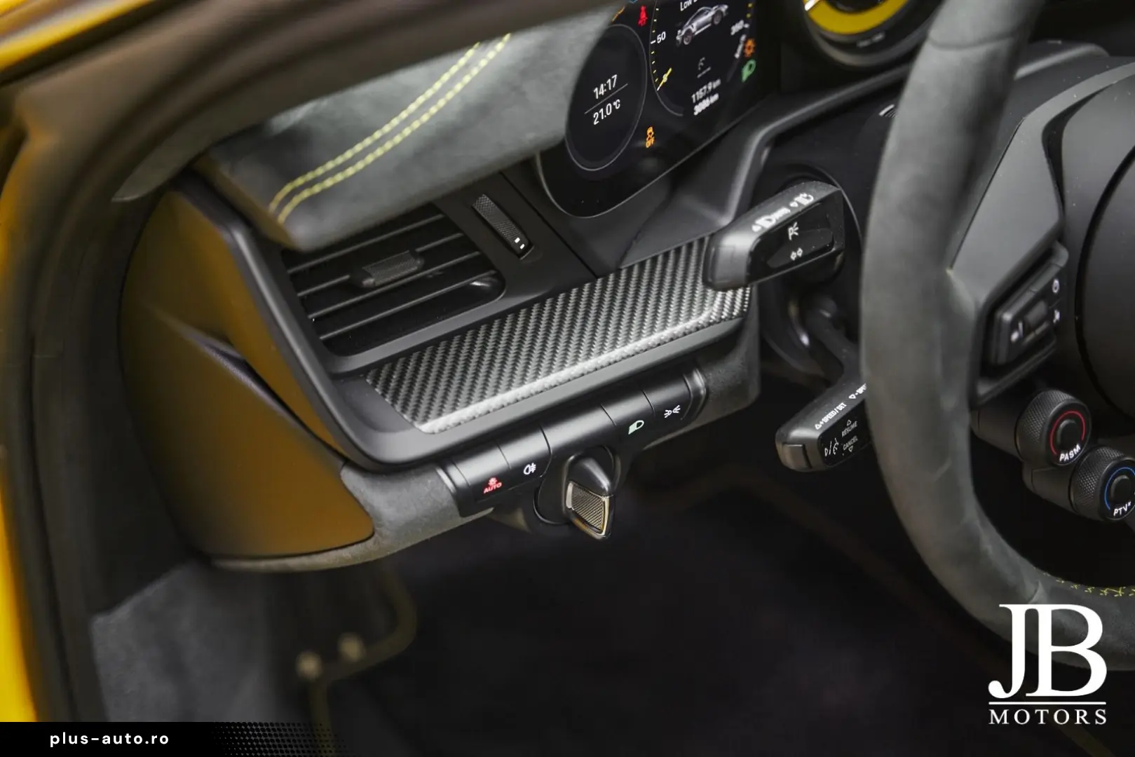 PORSCHE 992 GT3 RS Weissach 18-Wege PCCB Lift BOSE PTS