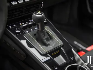 PORSCHE 992 GT3 RS Weissach 18-Wege PCCB Lift BOSE PTS