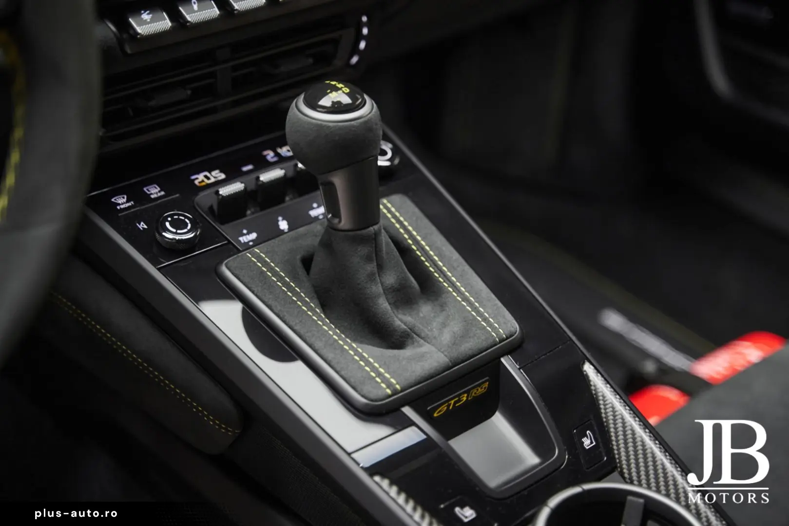 PORSCHE 992 GT3 RS Weissach 18-Wege PCCB Lift BOSE PTS