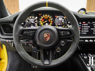 PORSCHE 992 GT3 RS Weissach 18-Wege PCCB Lift BOSE PTS
