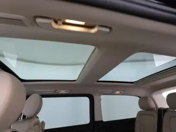 MERCEDES-BENZ V 300 Avantgarde