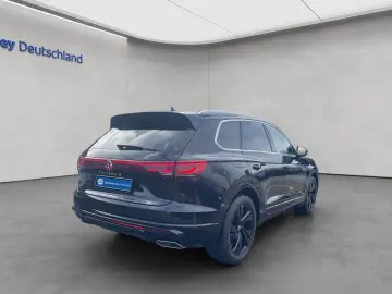 VW Touareg 3.0 TDI Tip. R-Line AHK Pano Standheiz.