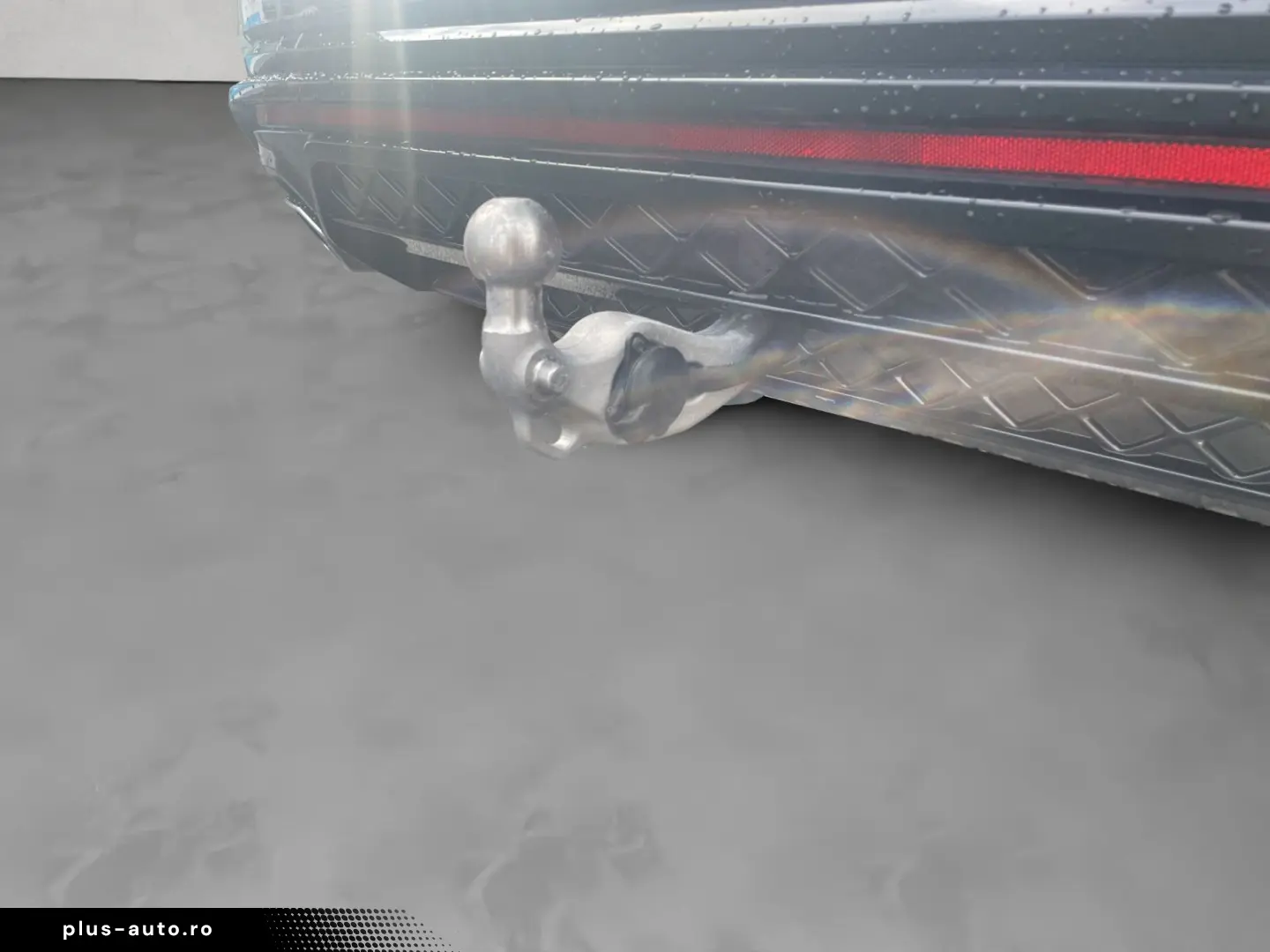 VW Touareg 3.0 TDI Tip. R-Line AHK Pano Standheiz.
