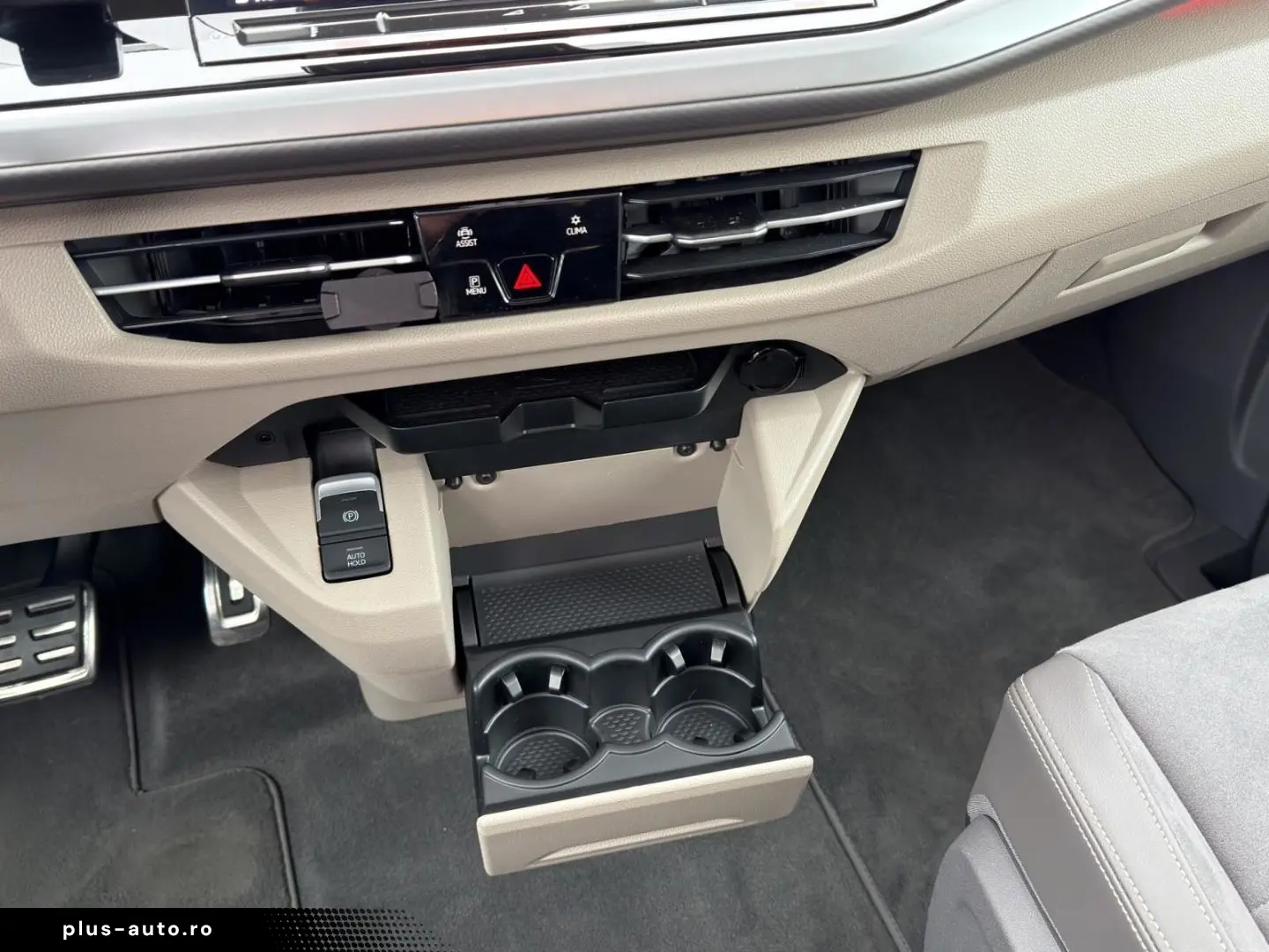 VW T7 Multivan Style KÜ 2.0 TSI LED NAVI 7-SITZER P