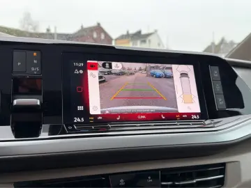 VW T7 Multivan Style KÜ 2.0 TSI LED NAVI 7-SITZER P