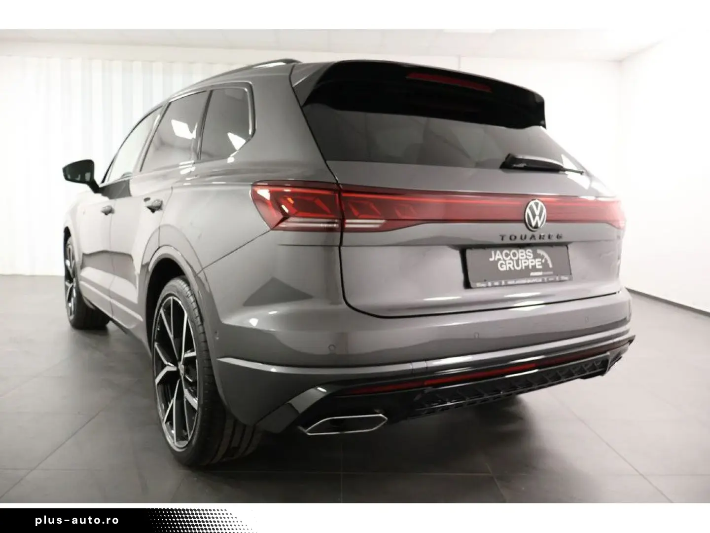 VW Touareg 3.0 TDI 4M R-Line  Black Style  Navi Mat