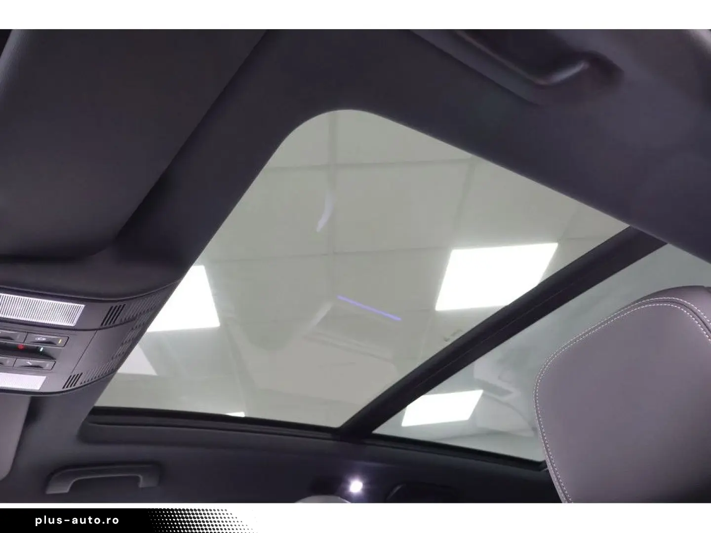 VW Touareg 3.0 TDI 4M R-Line  Black Style  Navi Mat