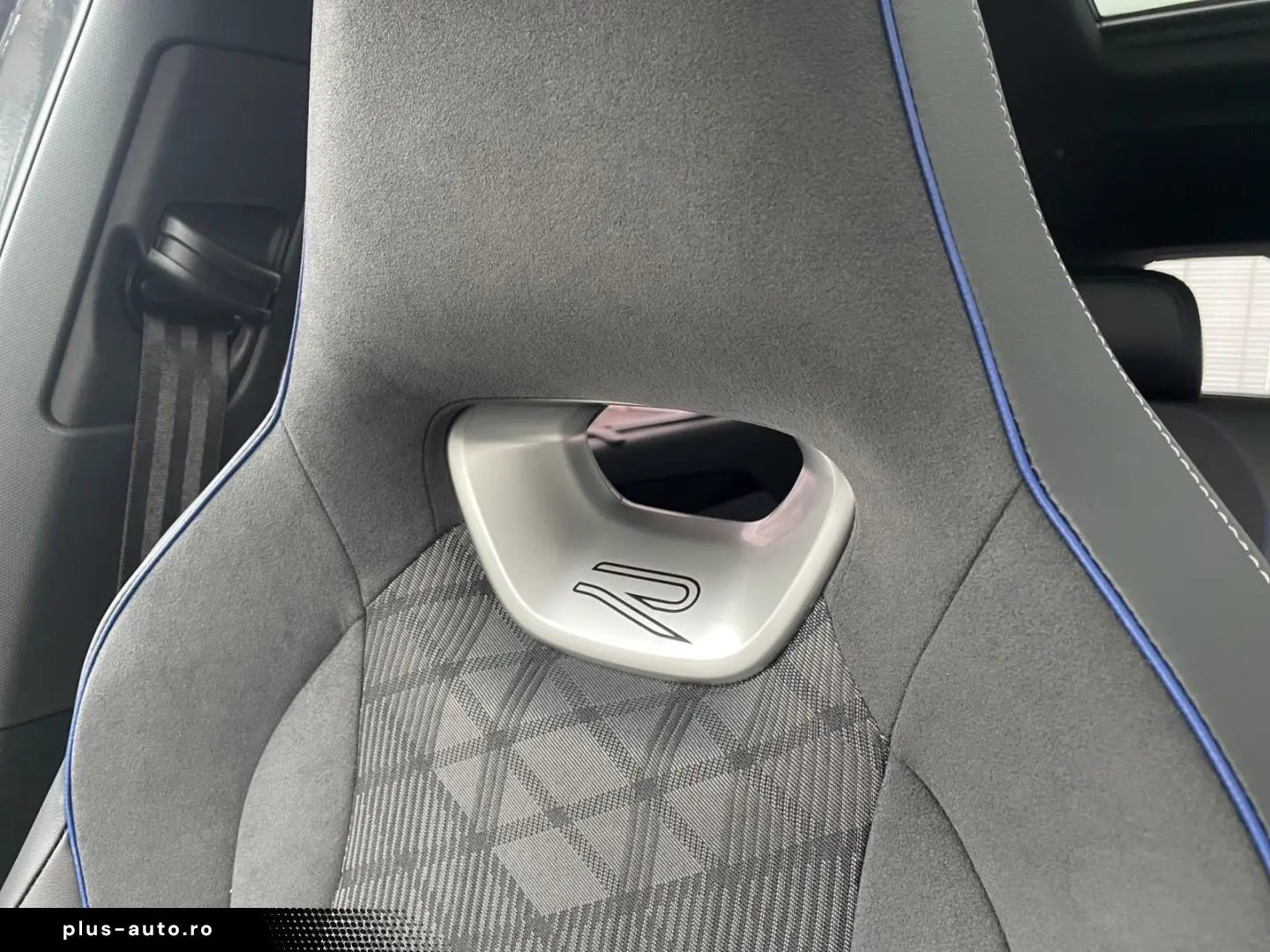 VW Tayron 2.0 TDI DSG 4Motion R-Line AHK DAB