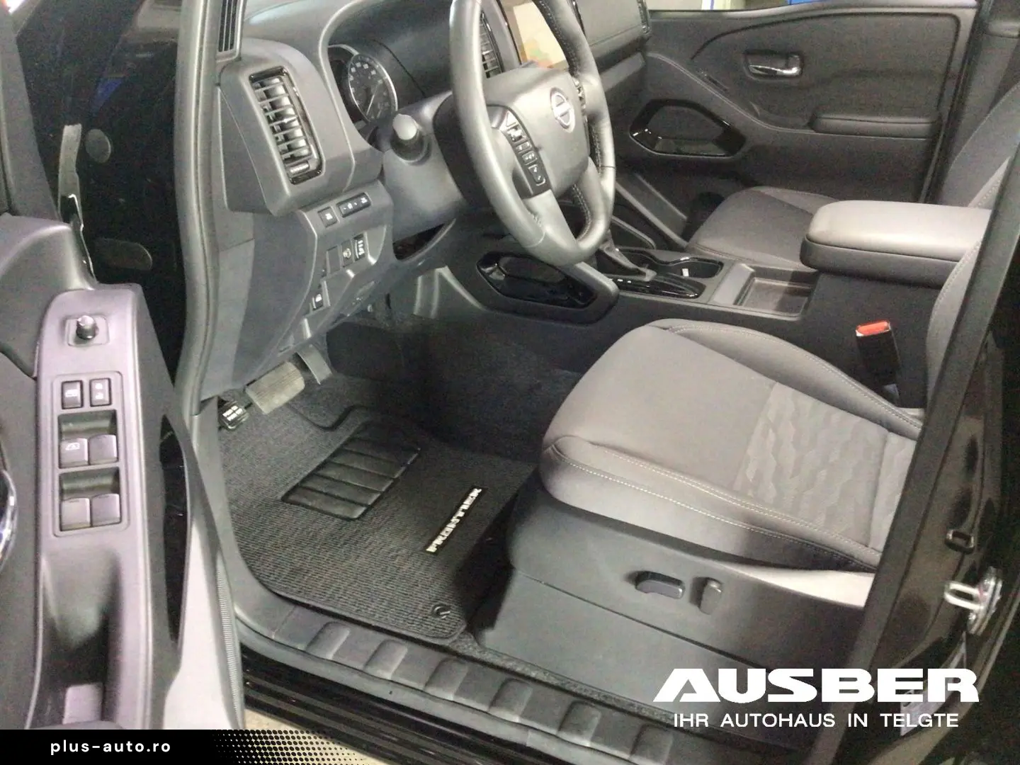 NISSAN Frontier FRONTIER SV 4x4 CrewCab AHK 2 84to Long