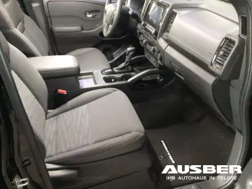 NISSAN Frontier FRONTIER SV 4x4 CrewCab AHK 2 84to Long