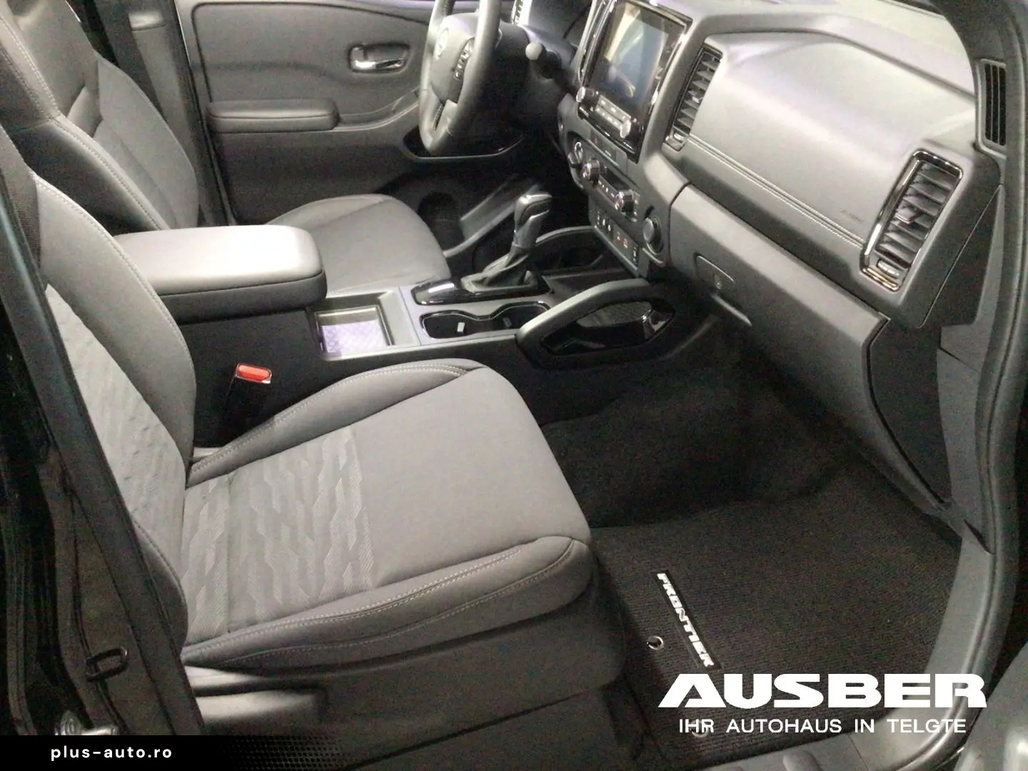 NISSAN Frontier FRONTIER SV 4x4 CrewCab AHK 2 84to Long