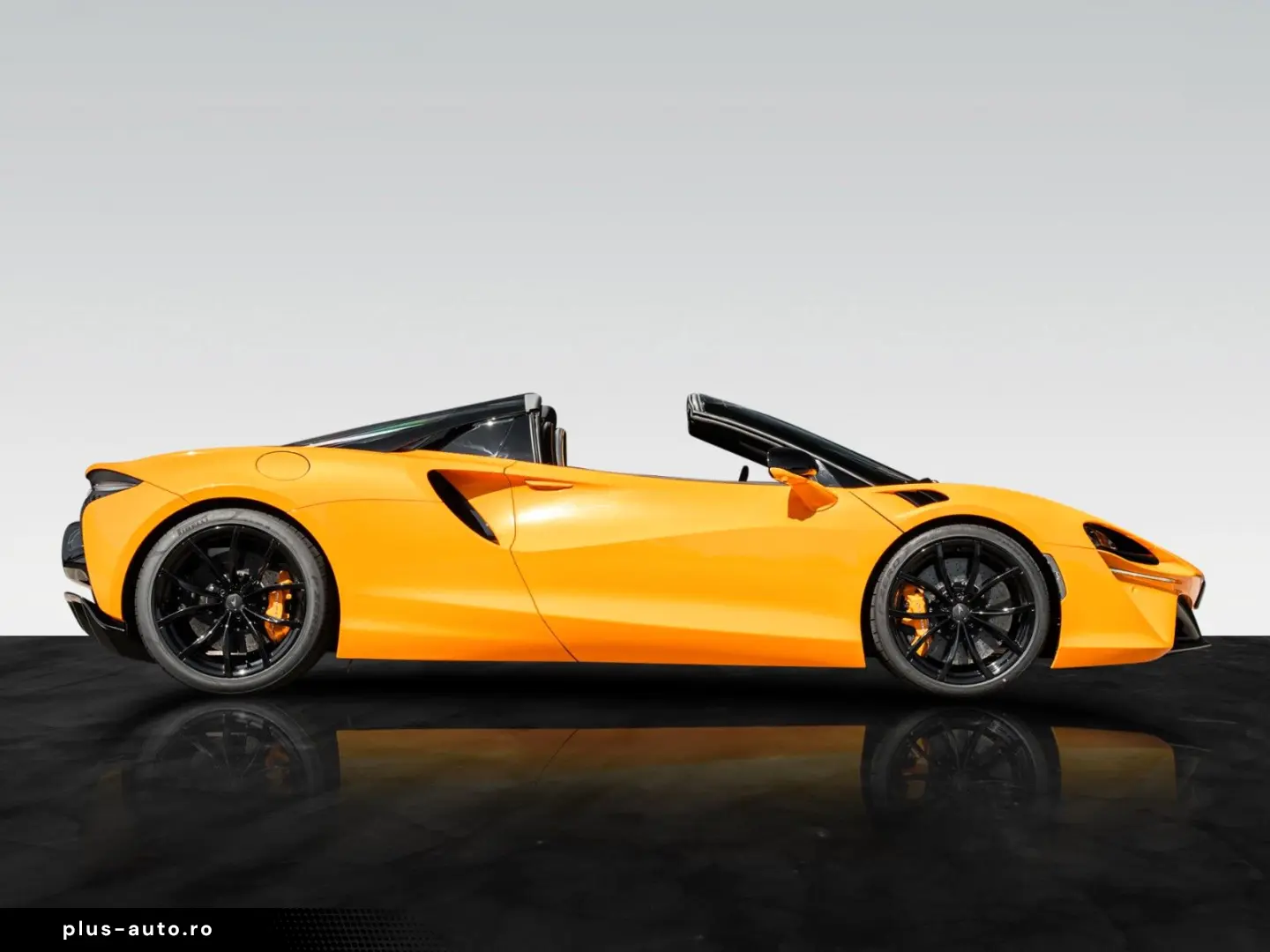 MCLAREN Artura Spider   MSO Papaya   Electrochromic Roof