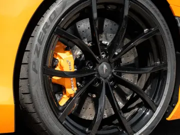MCLAREN Artura Spider   MSO Papaya   Electrochromic Roof