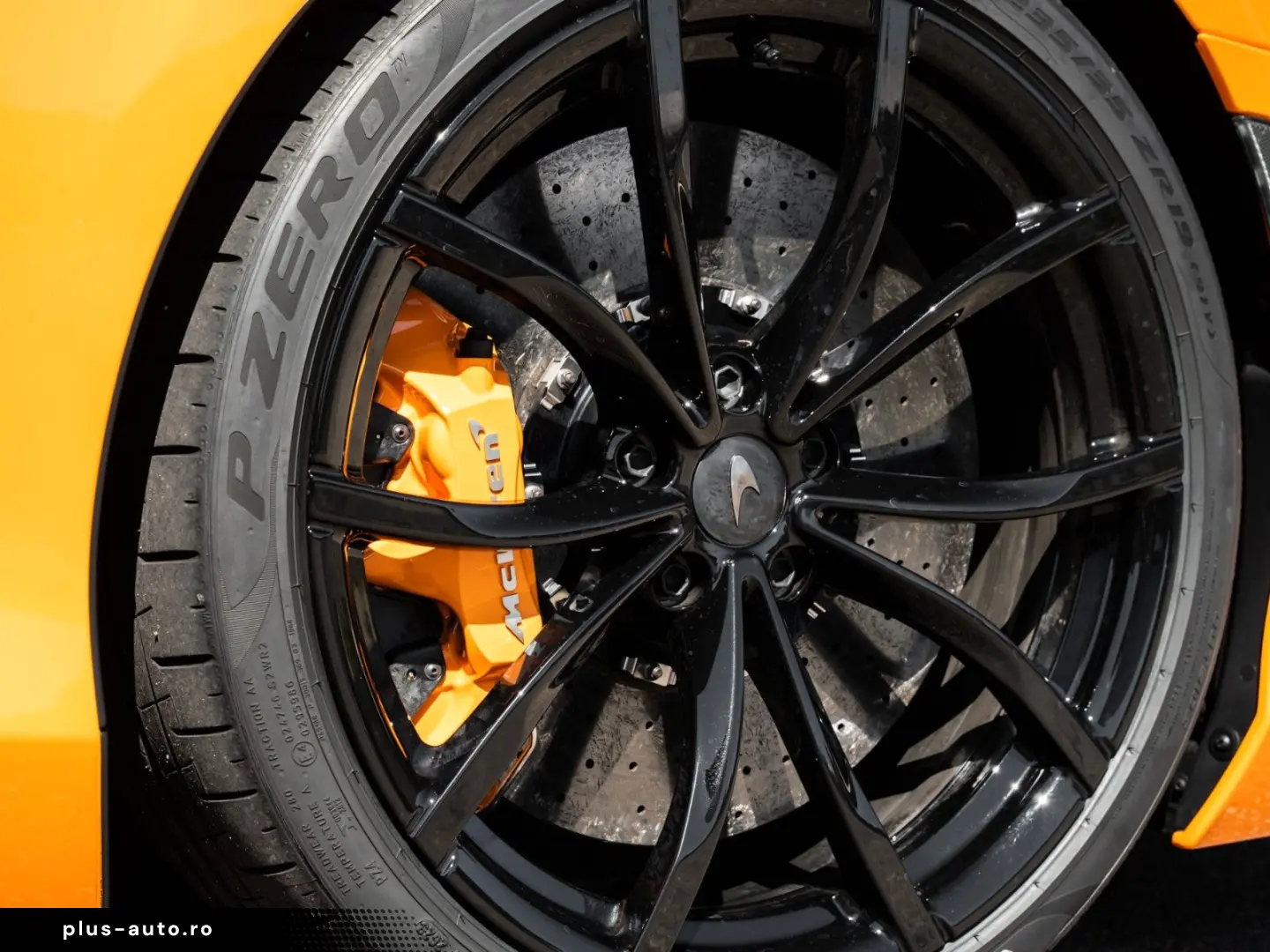 MCLAREN Artura Spider   MSO Papaya   Electrochromic Roof