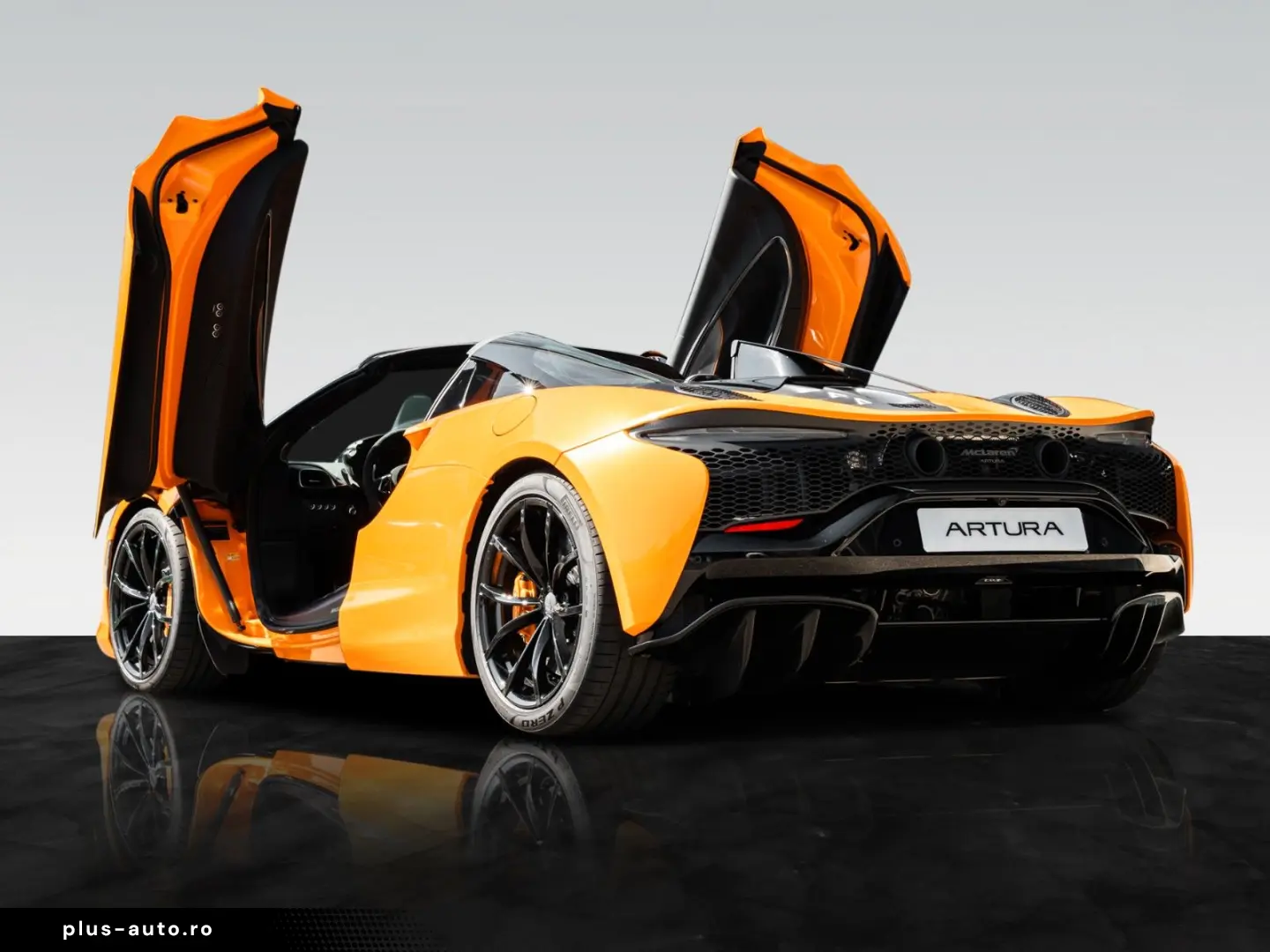 MCLAREN Artura Spider   MSO Papaya   Electrochromic Roof
