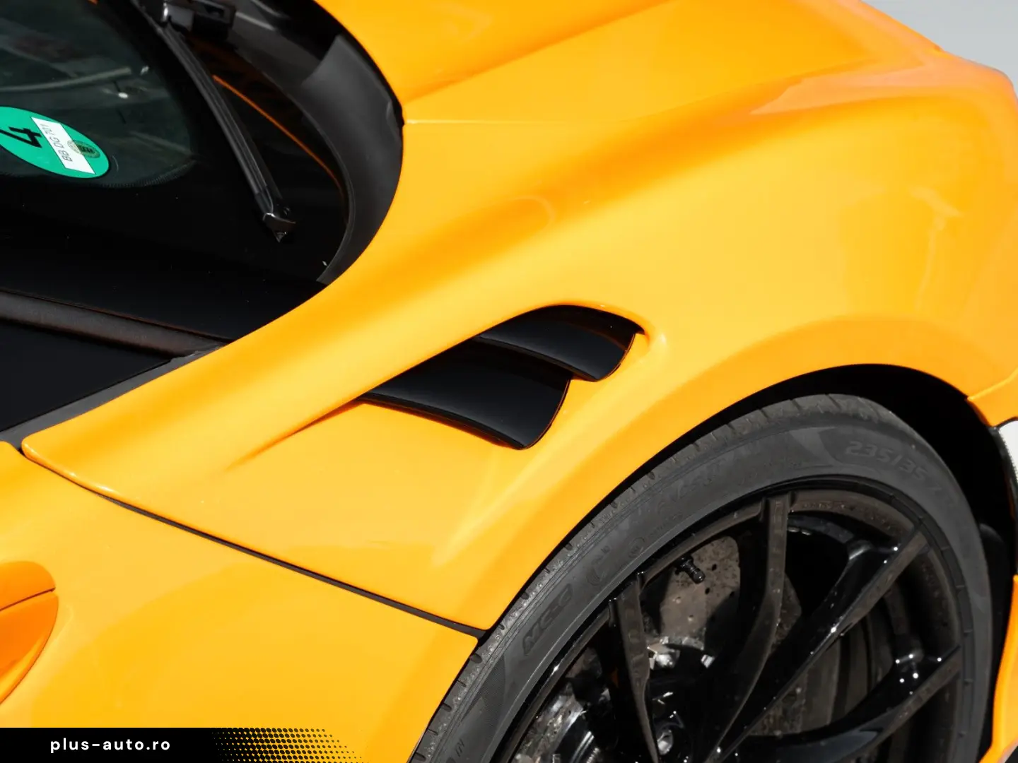 MCLAREN Artura Spider   MSO Papaya   Electrochromic Roof