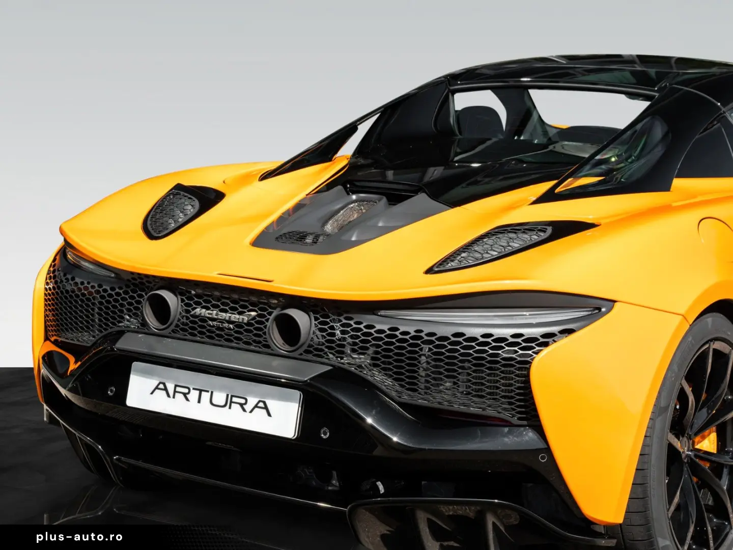 MCLAREN Artura Spider   MSO Papaya   Electrochromic Roof