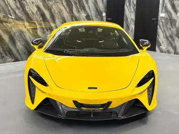 MCLAREN Artura  MSO  VOLL-CARBON  PERFORMANCE  GARANTIE